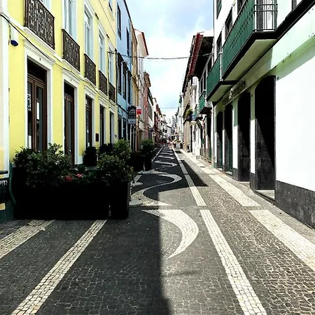 Downtown 44 Διαμέρισμα Πόντα Ντελγκάντα