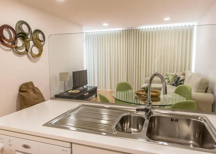 Διαμέρισμα Downtown 44 *