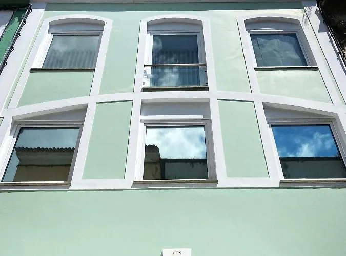 Apartment Downtown 44 *